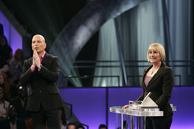 Medium - Howie and Allison